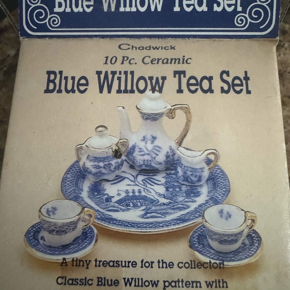 Vintage Miniature Blue Willow Tea Set In packaging/box 10 piece ceramic Chadwick - Picture 5 of 7